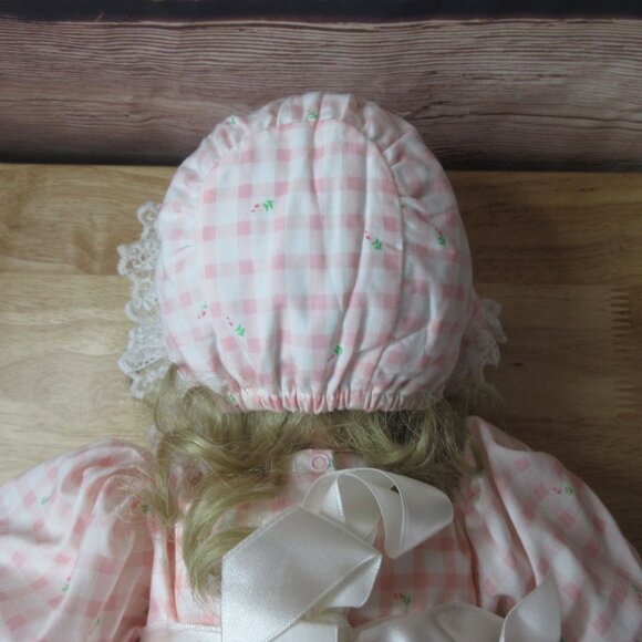 Lee Middleton Doll - 22" Lovin Stuff Model 00231 Vintage 1999 - Picture 9 of 16